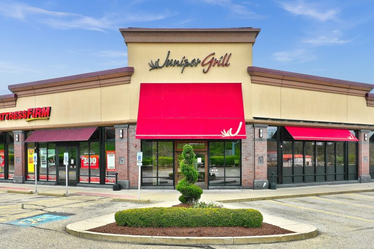 Juniper Grill Restaurant with Red and Brick Exterior at Greenwood Village | Pittsburgh New Home Connection