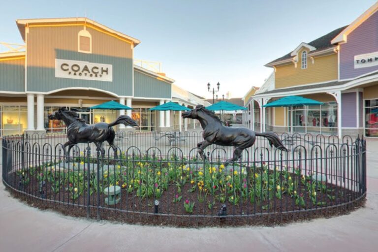 Luxury Outdoor Shopping Mall, Tanger Outlet, with Racing Horse Sculptures, Flowers at Forest View | Pittsburgh New Home Connection
